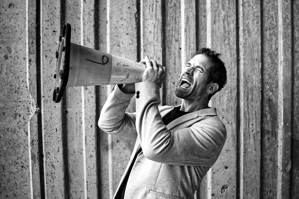 Rory Gardiner comedic keynote speaker and event emcee